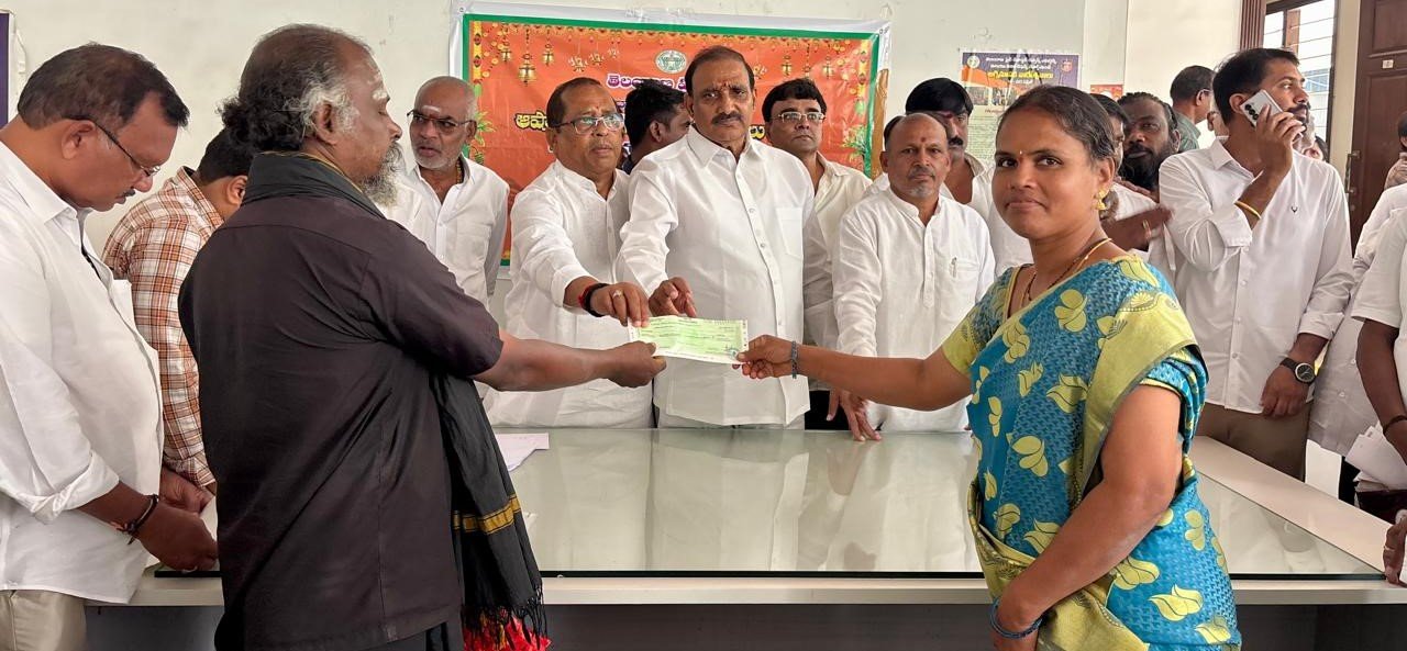 బోనాల వైభవానికి భారీ భరోసా.. 92 ఆలయాలకు రూ.30.71 లక్షలు!