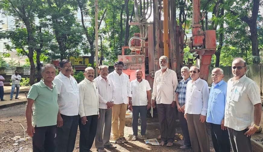 ఎండకు చెక్.. స్వర్ణపురి పార్కు పచ్చదనానికి బోర్‌వెల్‌ భరోసా!