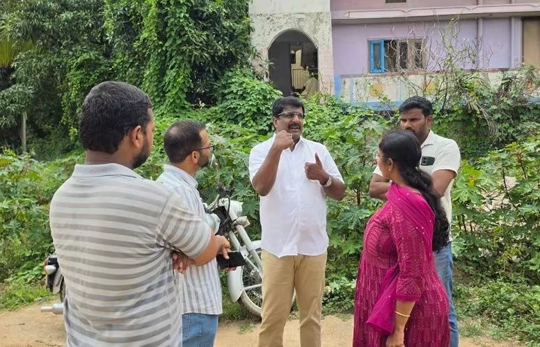 మియాపూర్‌లో వరద ముప్పుకు చెక్‌ ఎప్పుడు?.. ఎఫ్‌సీఐ కాలనీ–పటేల్ చెరువు డ్రెయిన్‌కు కసరత్తు!