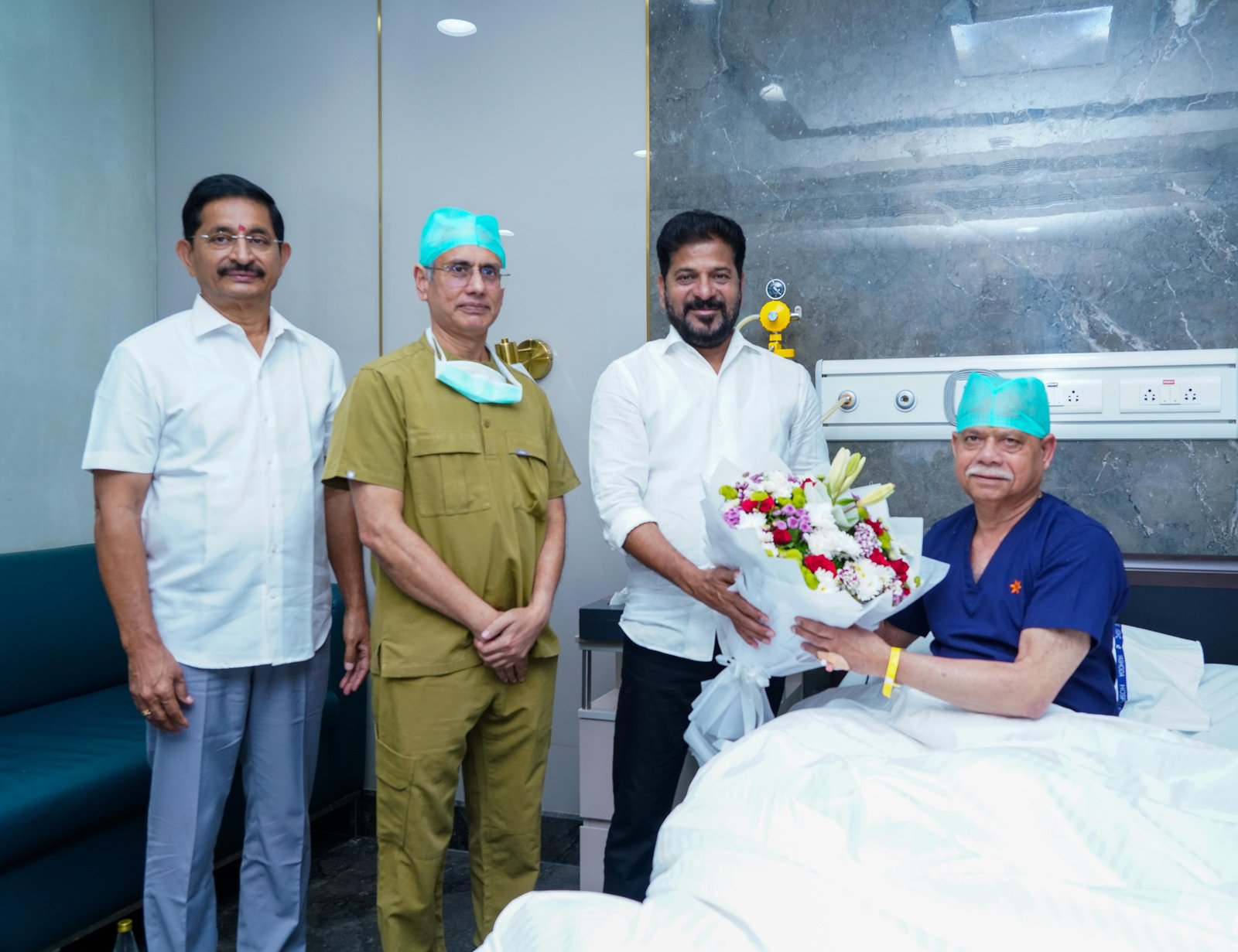 యశోద ఆస్పత్రిలో గవర్నర్‌ను పరామర్శించిన సీఎం రేవంత్ రెడ్డి